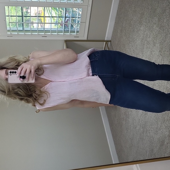 Tommy Bahama Pink and White Linen Blend Tie Front Button Up Shirt Size M… - Picture 5 of 11